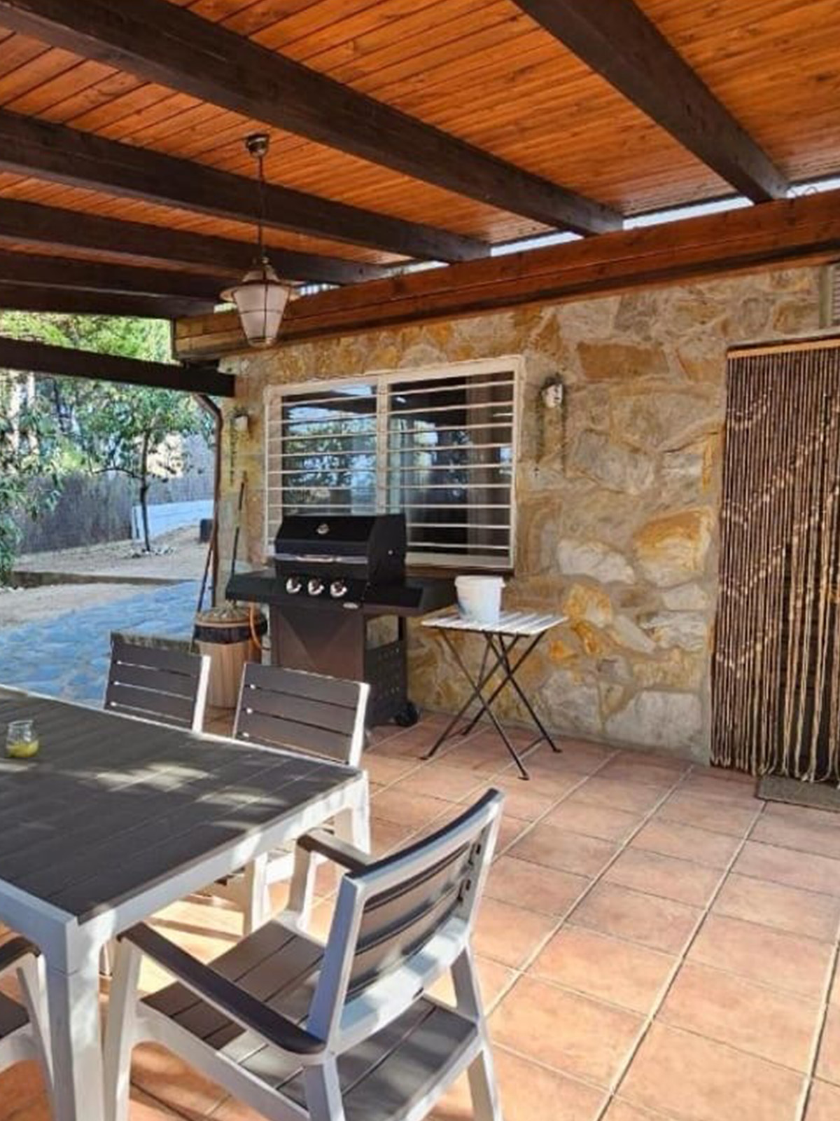 gredos porche exterior vertical