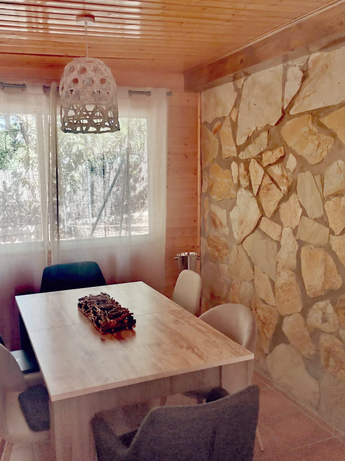 gredos porche interior vertical