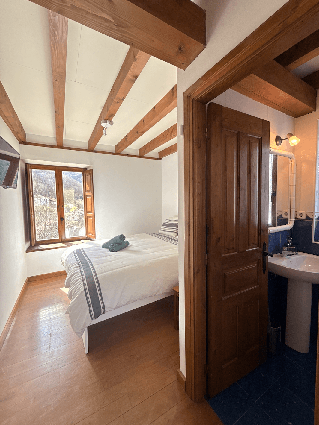 habitacion con baño