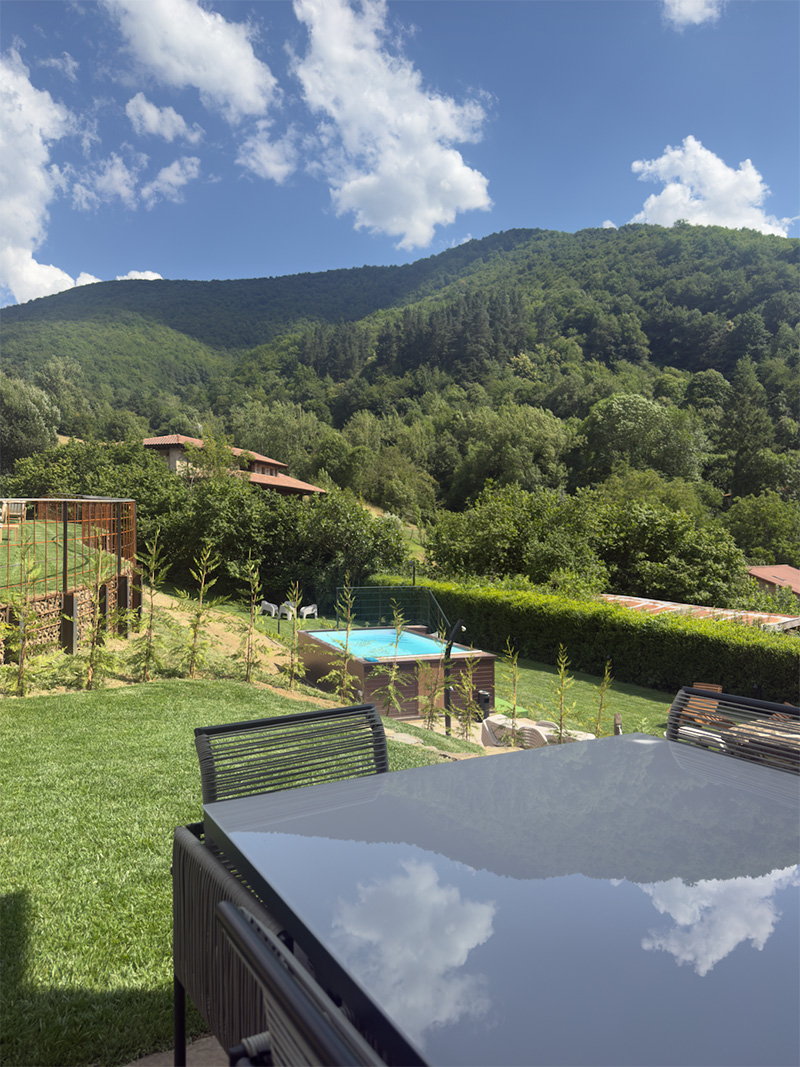 casa-1-mesa-piscina