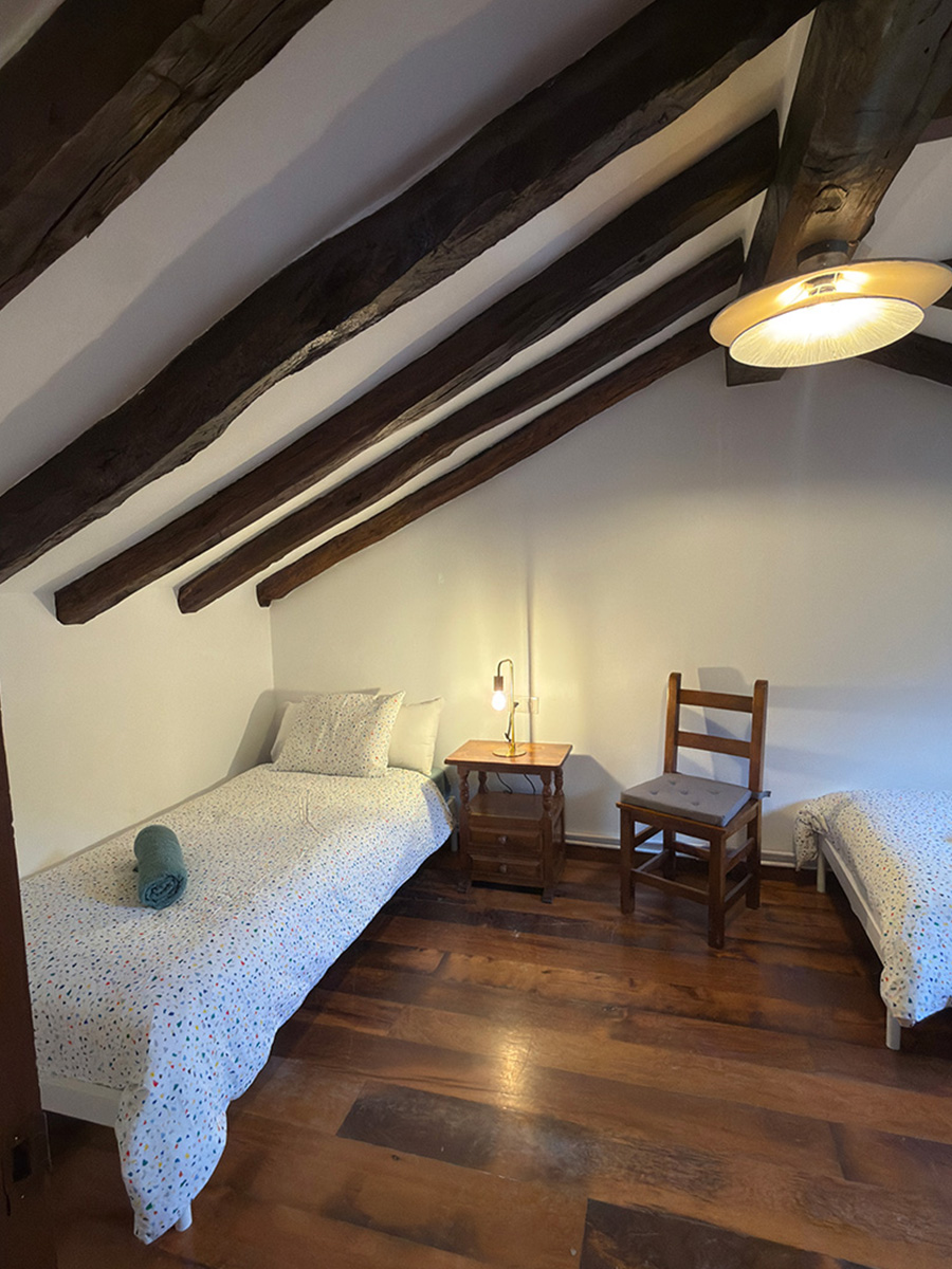 casa-3-habitación-dos-camas-1
