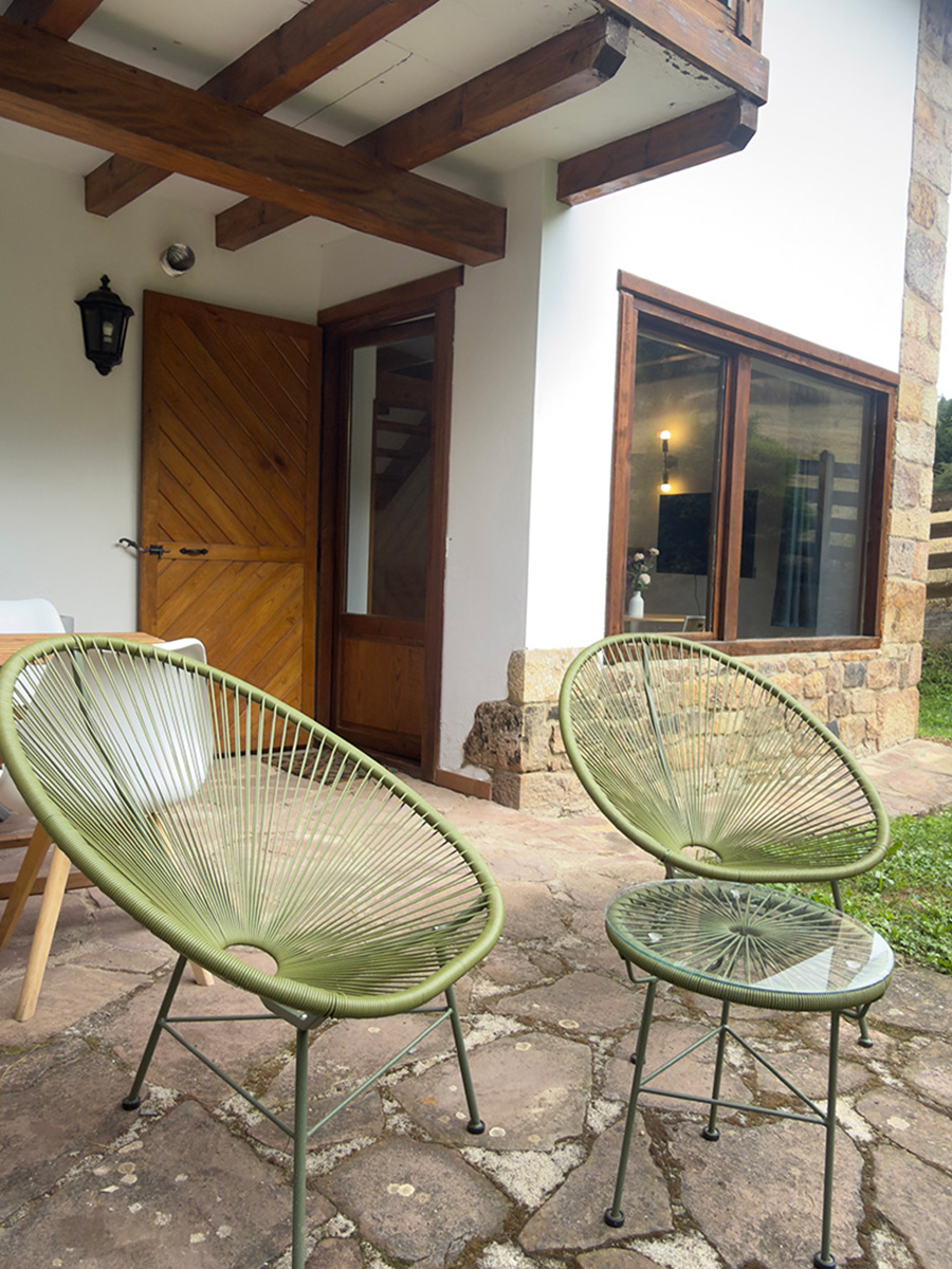 casa-6-sillas-jardín